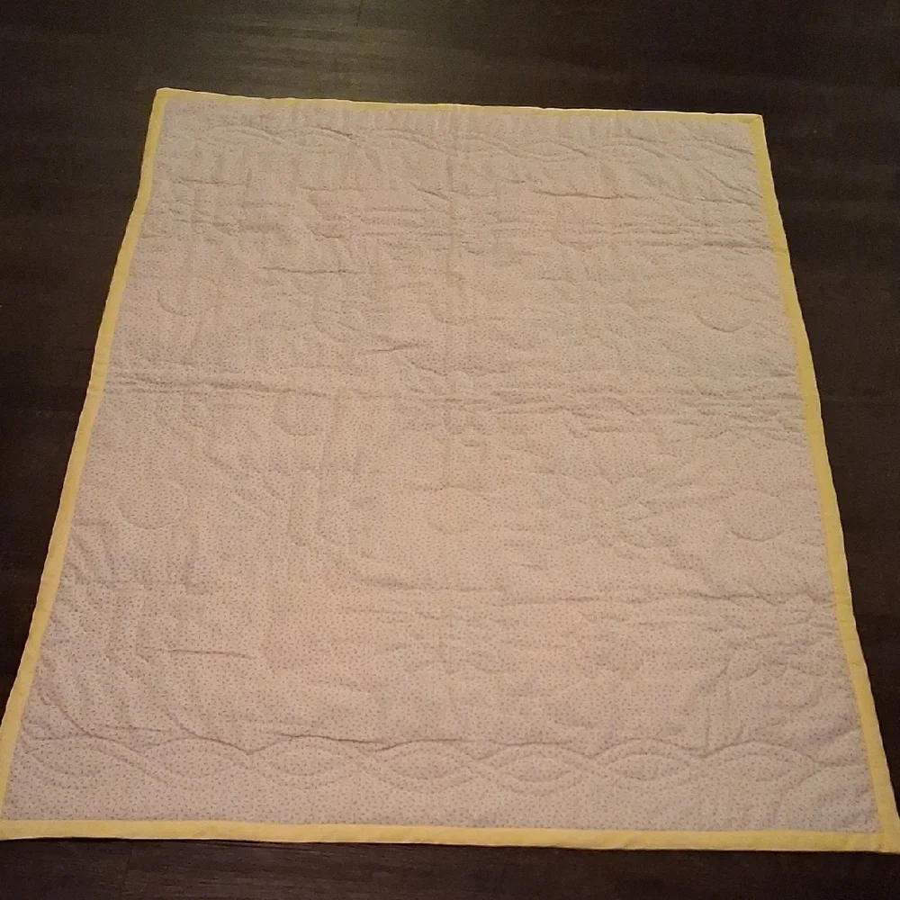 Vintage Adorable Animal Quilt with Green and Yellow